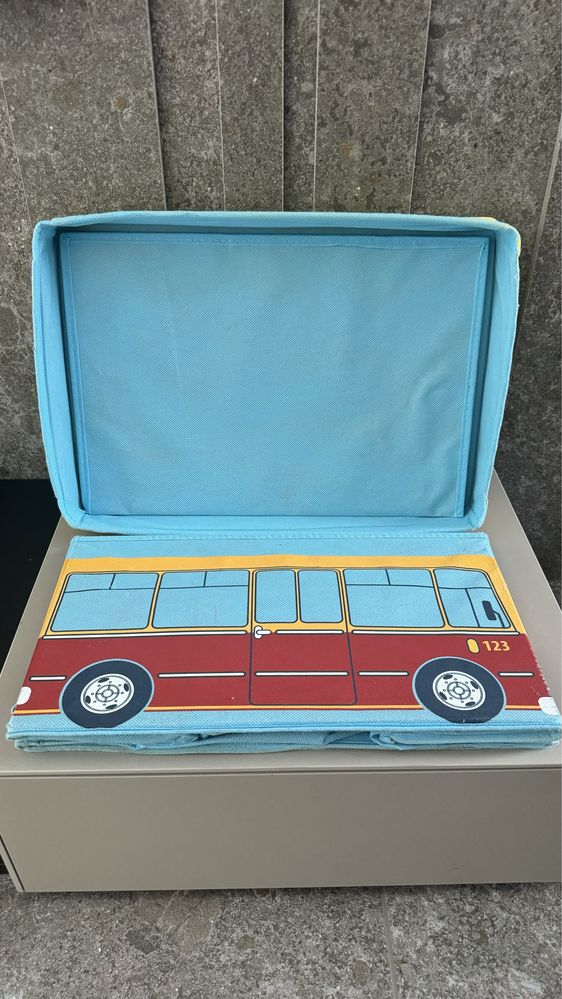 Pojemnik na zabawki PUFA Autobus szkolny