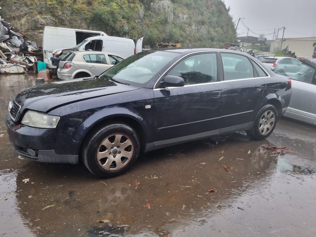 Audi A4 B6 1.9 TDi 130CV de 2003 para peças