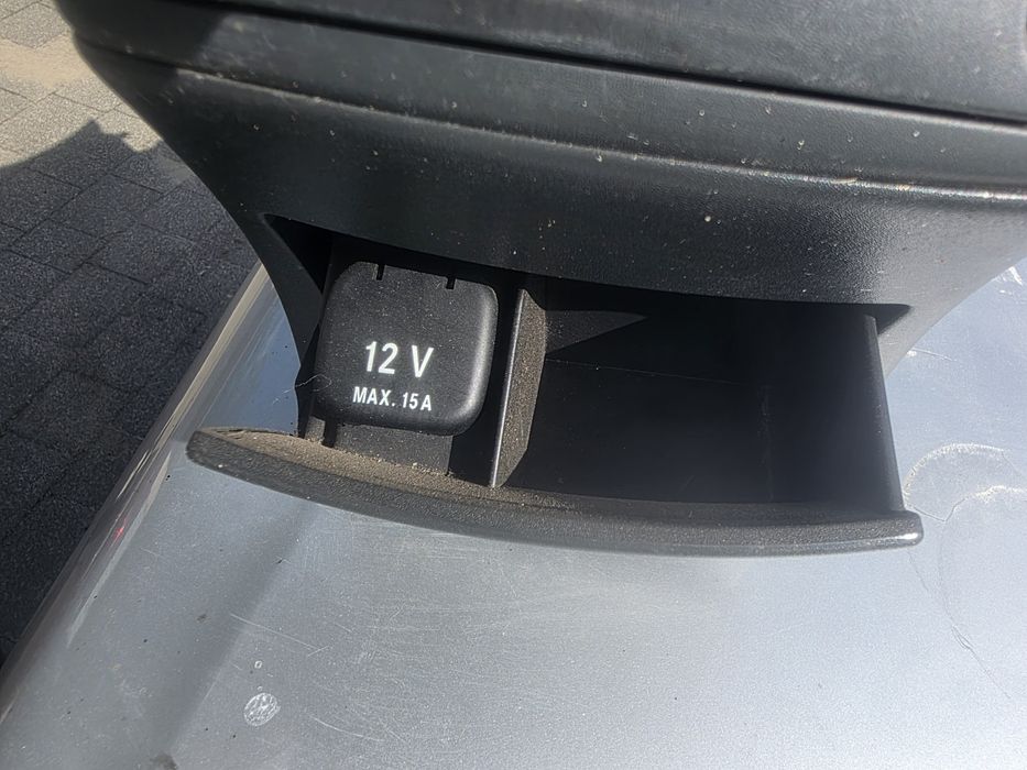 Podlokietnik Środkowy Czarny Schowek Tunel Mercedes W211