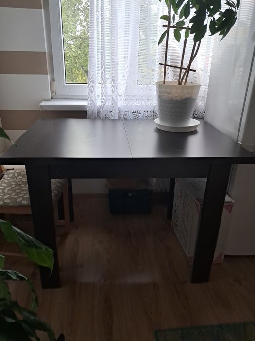 Sprzedam stół rozkładany
