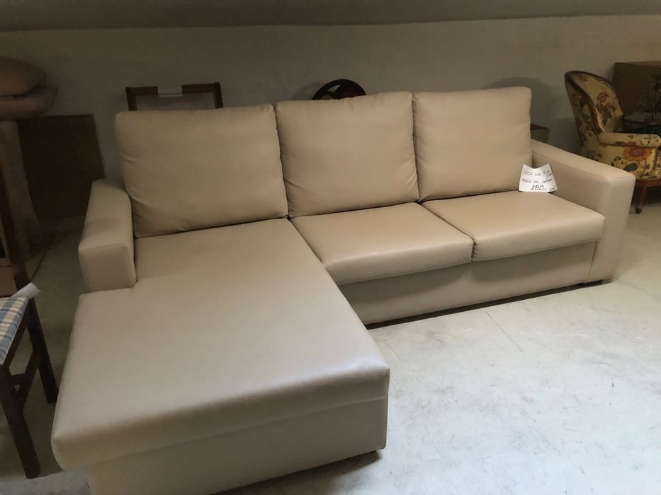 Sofá 3 lugares com chaise