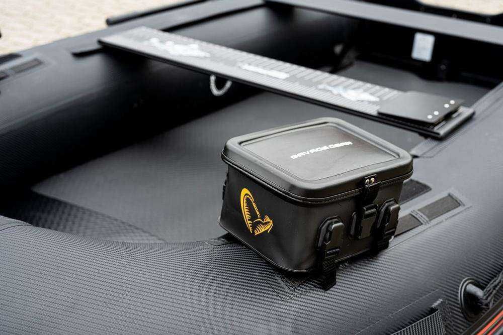 Easy Rider Lekki ponton Savage Gear  Kil Twarda podłoga silnik do 10kM