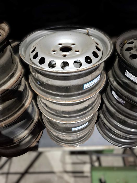 4x Felgi 16 5x112 ET 47 VW Golf V Touran SEAT Leon Altea SKODA Octavia