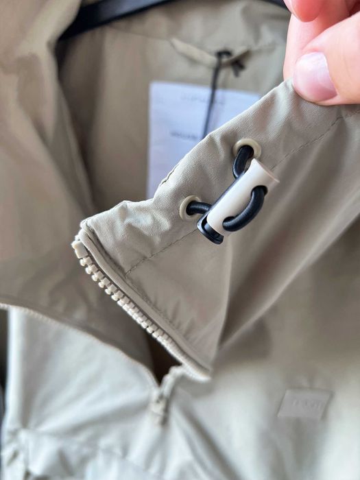 Якісний анорак House новий, розмір M (також у продажу S)