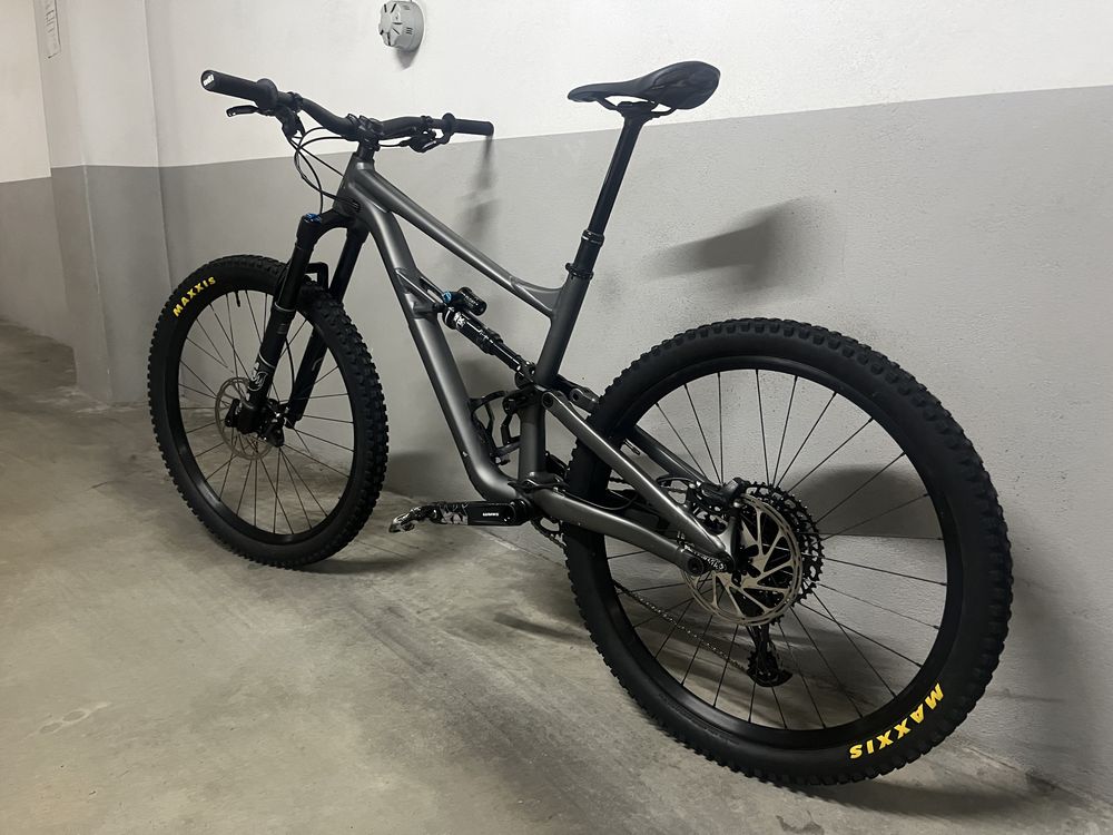 Specialized status 160