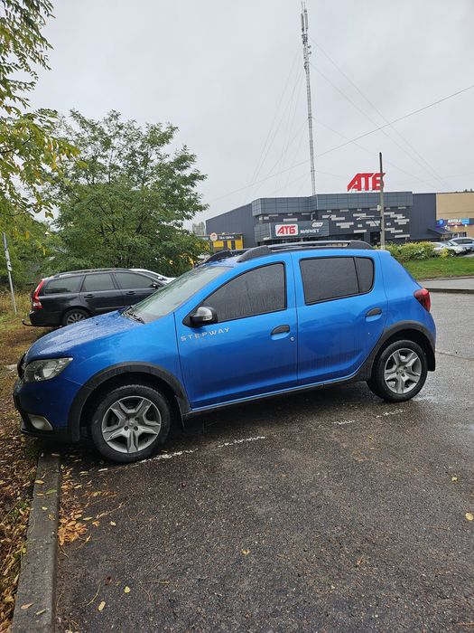 Рено Сандеро Степвей Renault Sandero StepWay