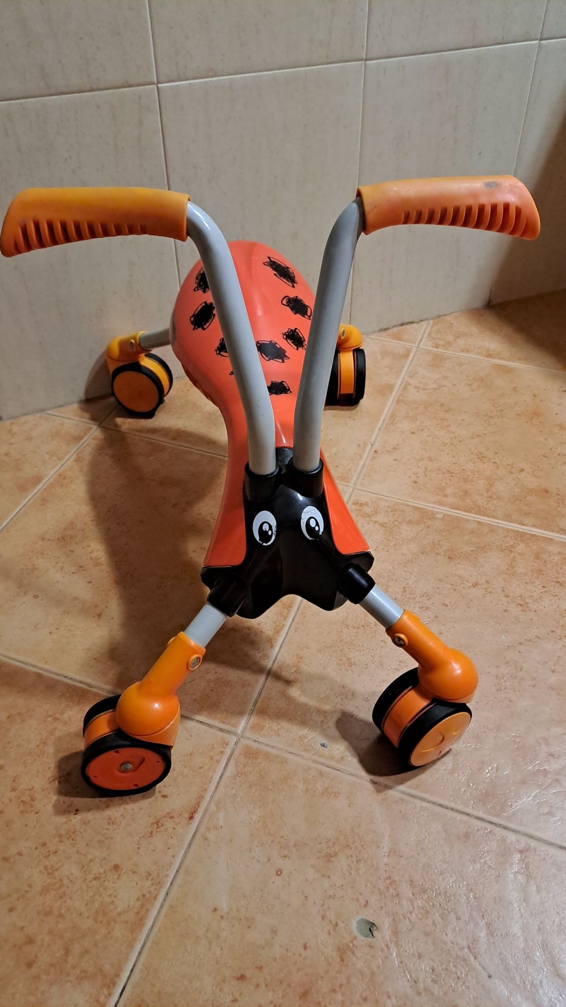 Scramble Bug - Corredor/Andarilho