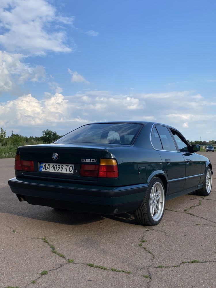 Продам BMW E34 520i m50b20 гбо