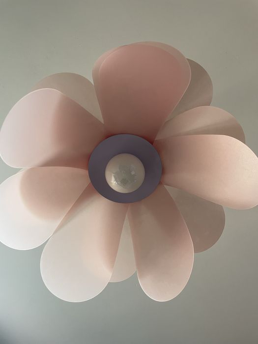 Lampa sufitowa kwiatek pokój dziecięcy