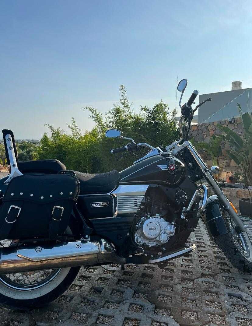 Mota 125cc Custom – UM Renegade Commando, como nova!