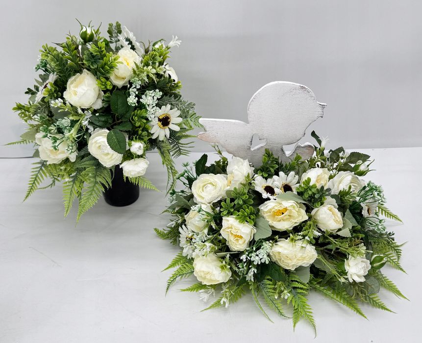 Komplet na grób dziecięcy stroik i bukiet na cmentarz