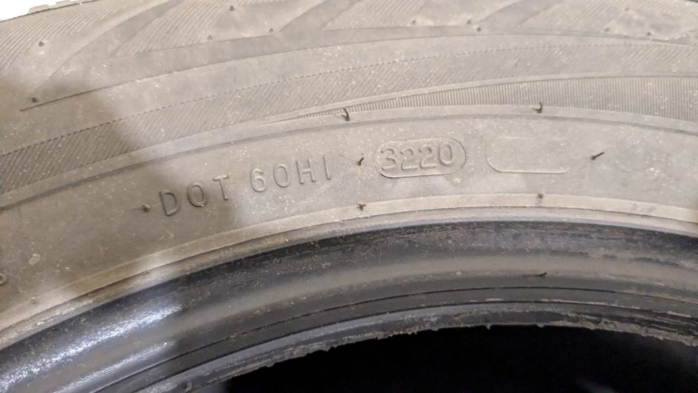 Зимові шини Nokian Nordman RS2 SUV 225/65 R17 106R XL