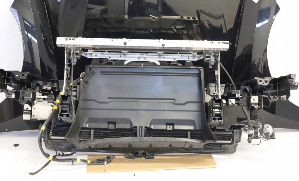 Бампер та інші запчастини на BMW IX i20 M-PAKIET 475 разборка