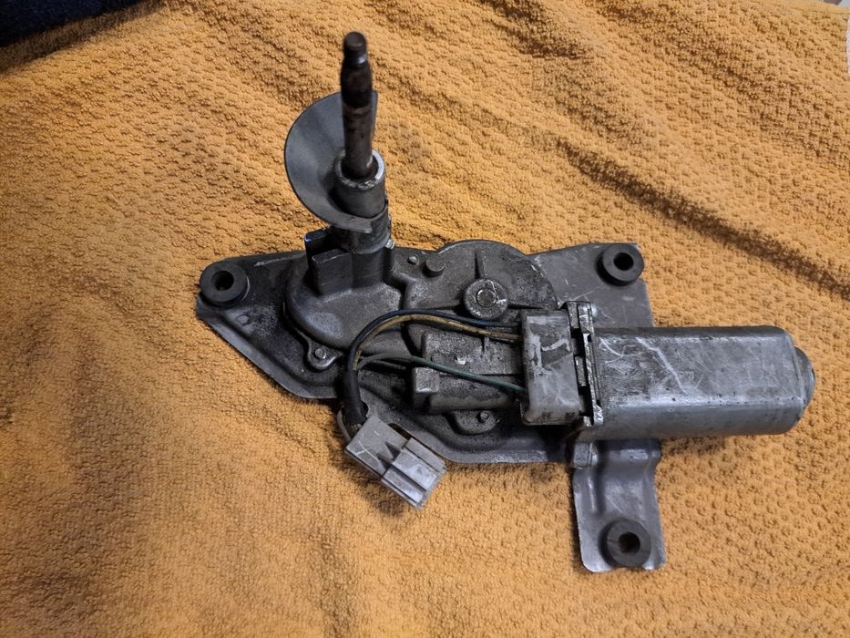 Моторчик склоочисника кришки багажника Mitsubishi Pajero Wagon 3