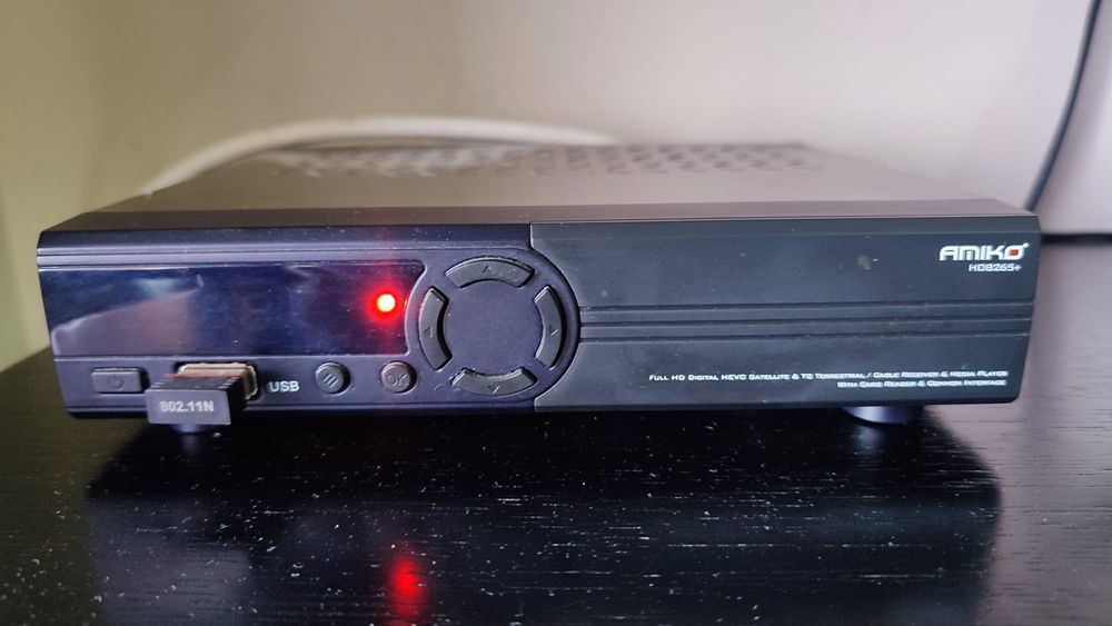 Box amiko 8265 combo