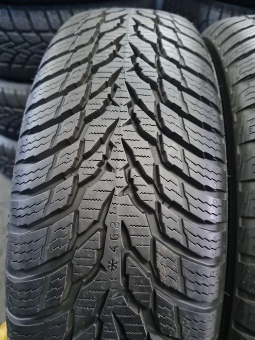 165/70R14 Nokian SnowProof.