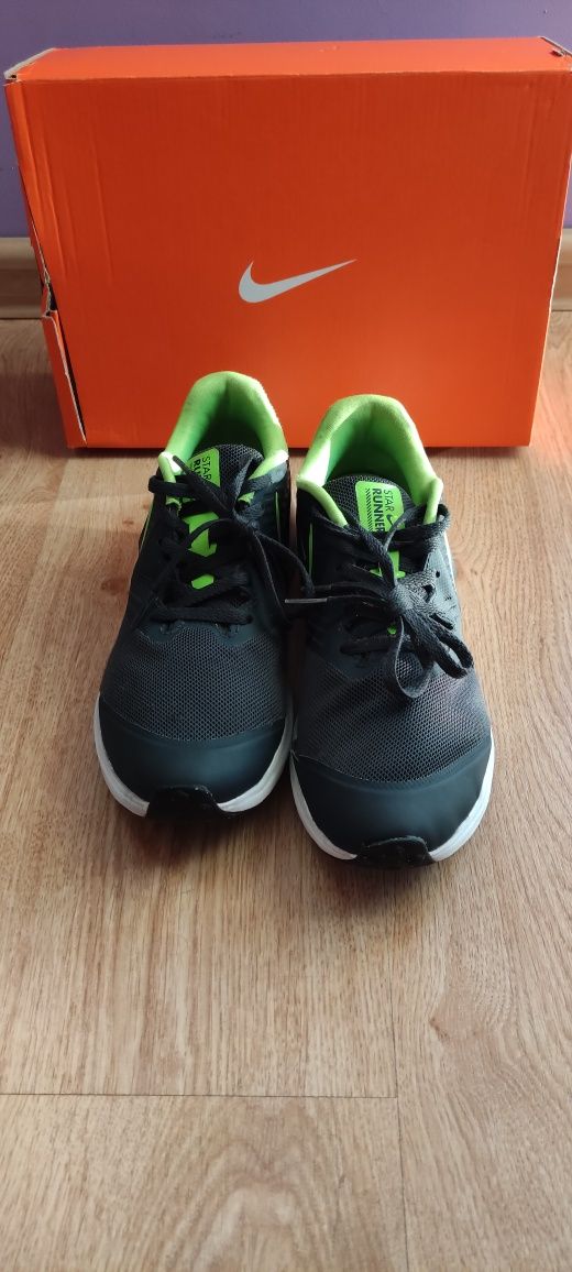 Nike buty chłopięce sportowe rozmiar 38