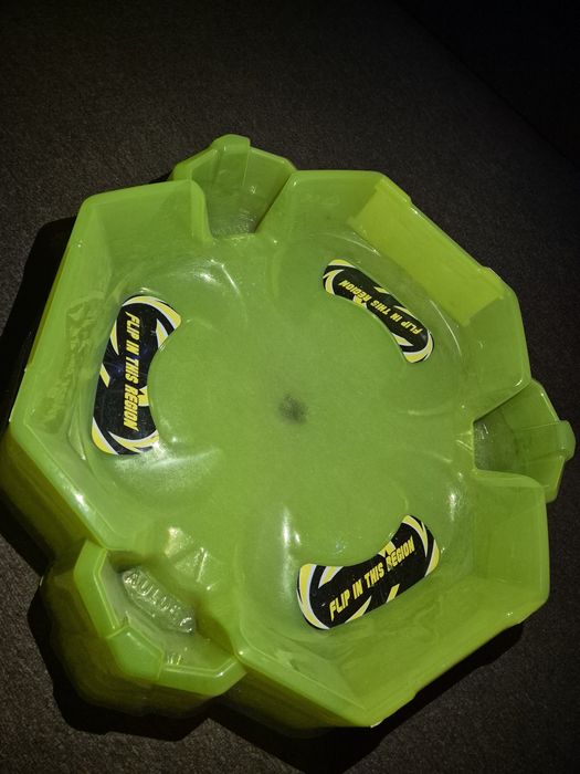 Продам арену для инфинити-надо и бейблейда