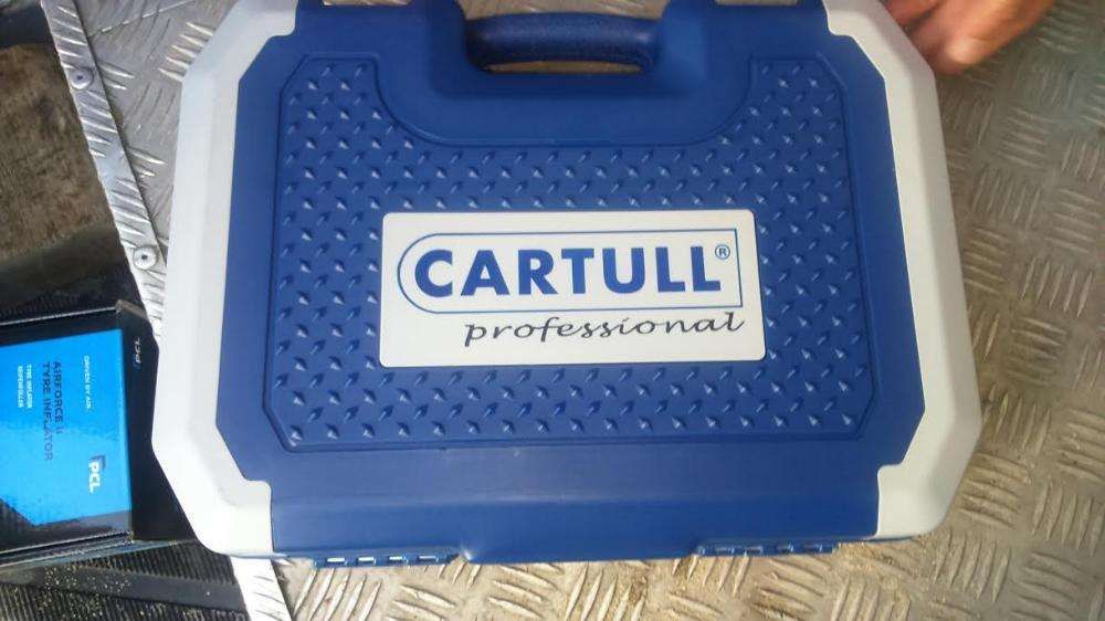 Vendo Mala de Ferramentas Profissional CARPTULL (111 Peças) - NOVA