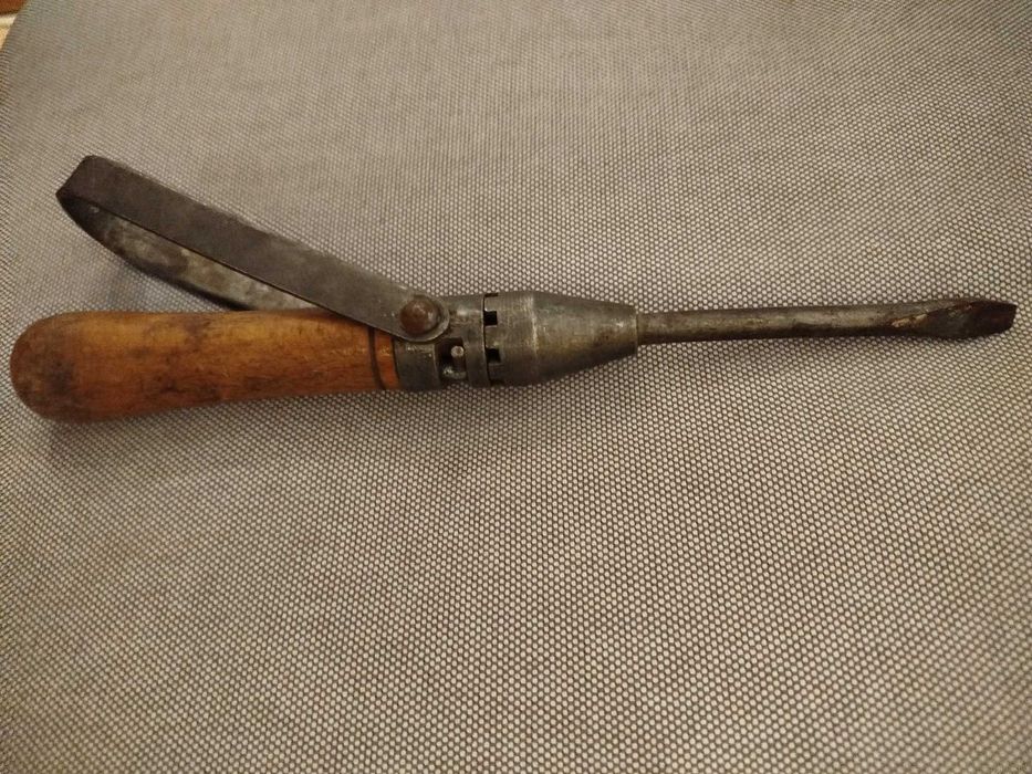 Stary śrubokręt wkrętak niemiecki z grzechotką 1891 unikat