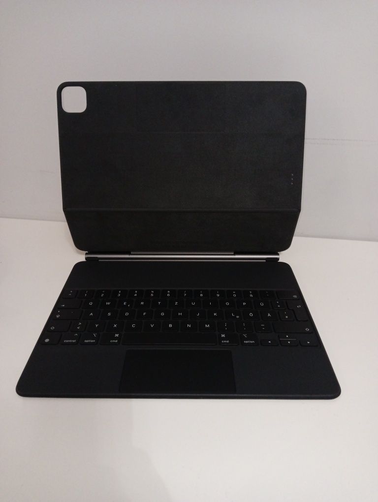 Etui na iPad Air 12.9 cali APPLE Magic Keyboard Czarny Klawiatura