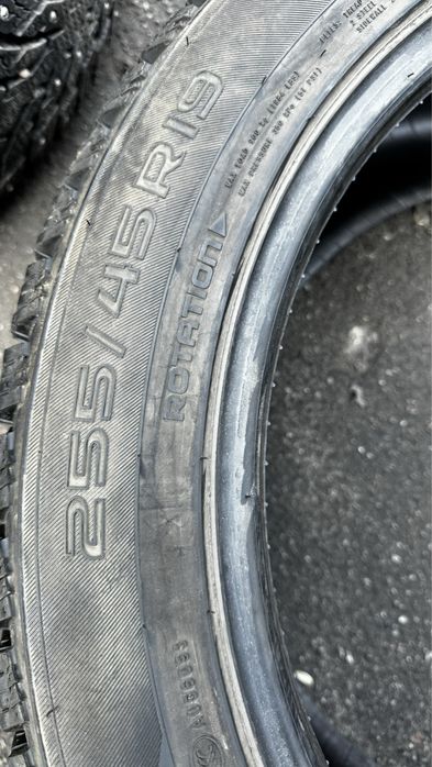 255/45/19 +235/50/19 Nokian Hakkapeliitta R 3, Tesla Y,