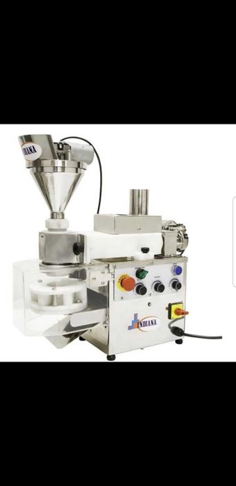 Maquina moldadora de salgadinhos