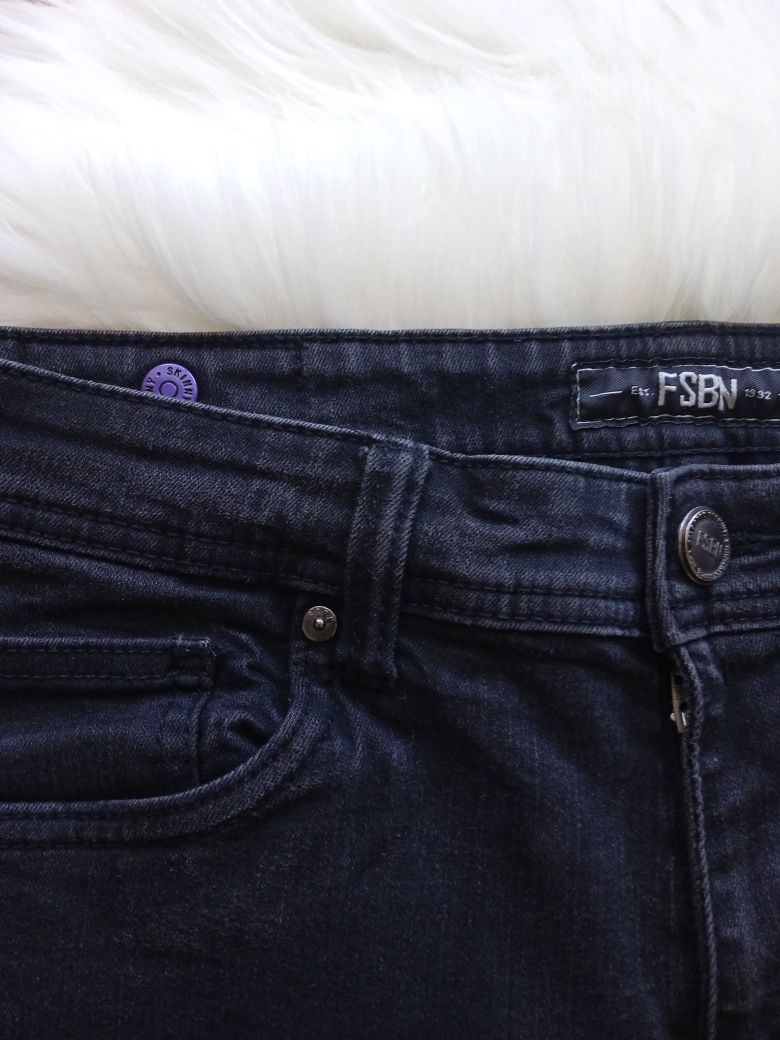 Jeansy damskie FSBN