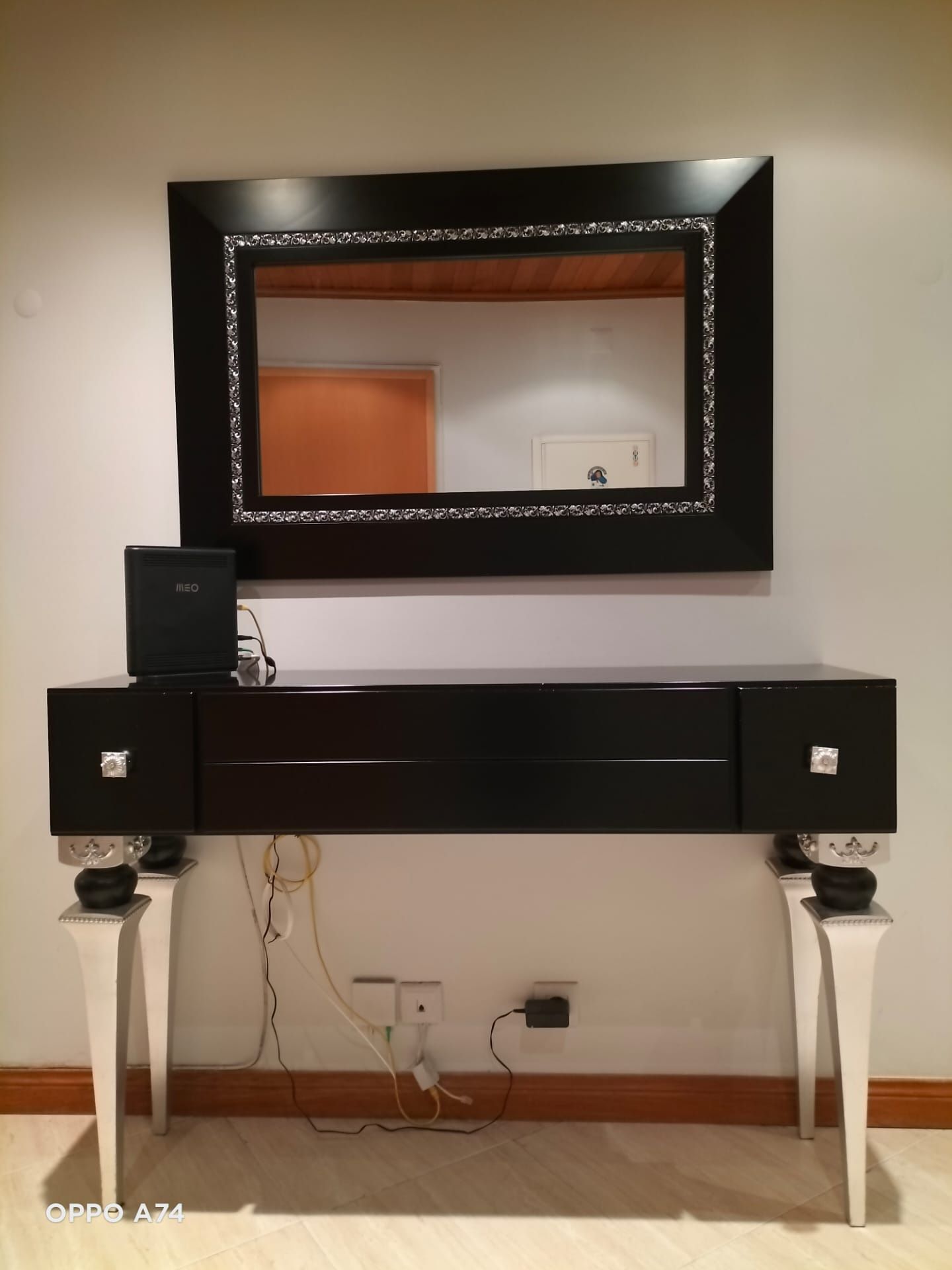 Mobília de sala e hall de entrada completa Lá Senia  2599€€€