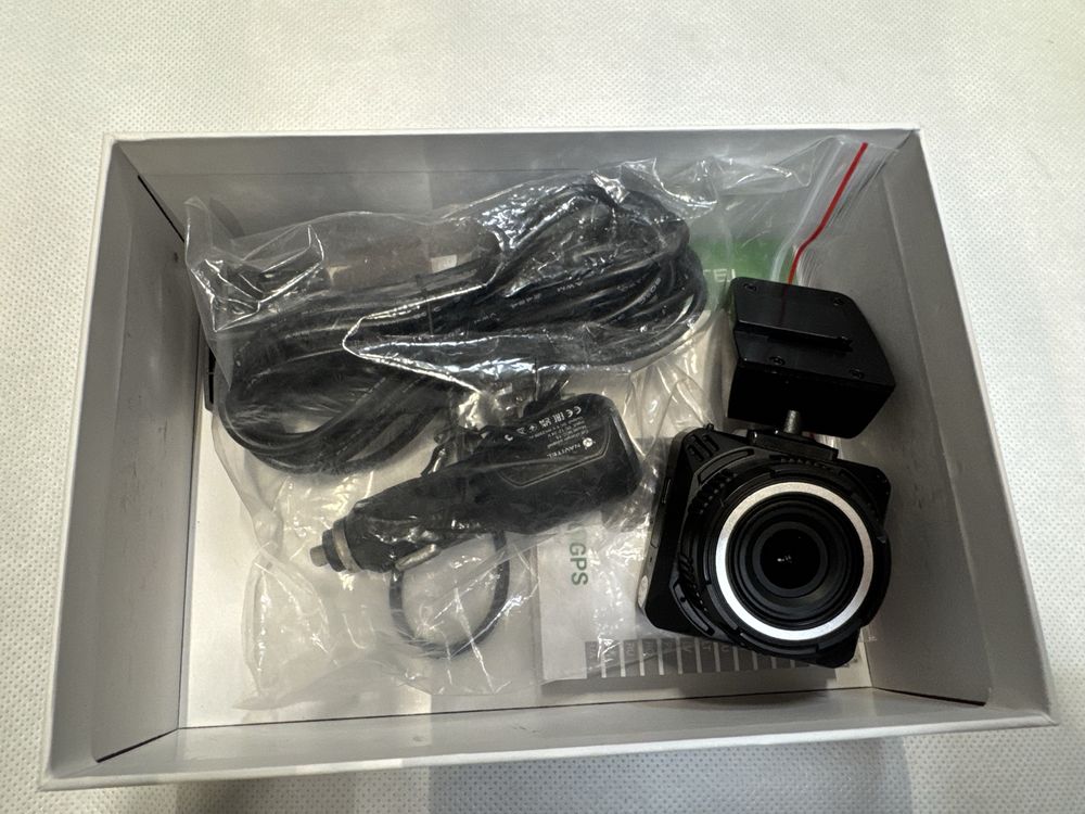 Wideorejestrator Navitel R600