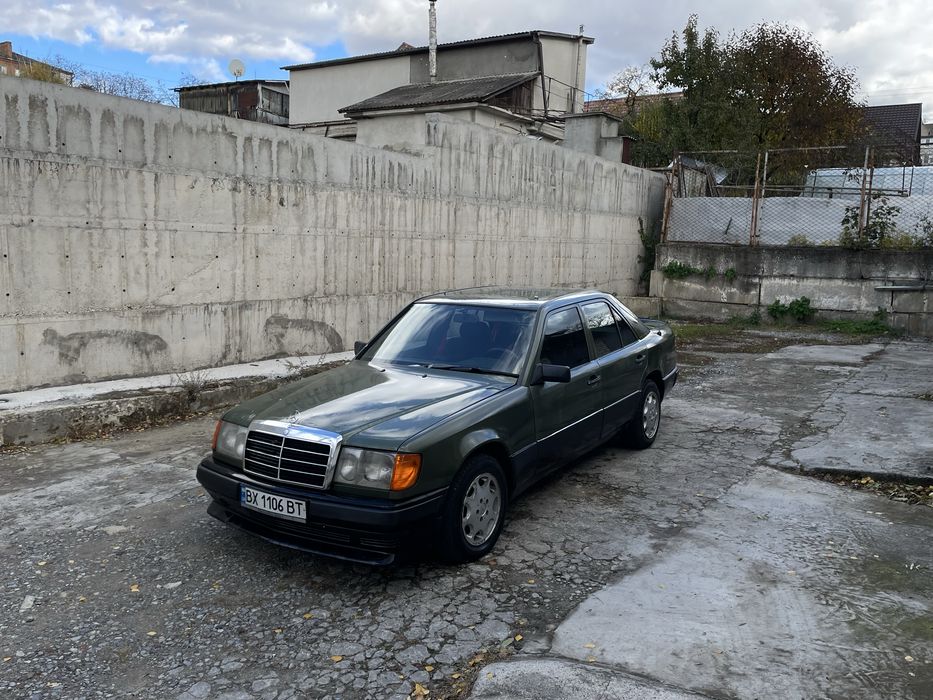 Мерседес w124 2.6 гарний стан