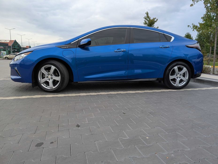 Chevrolet Volt 2
