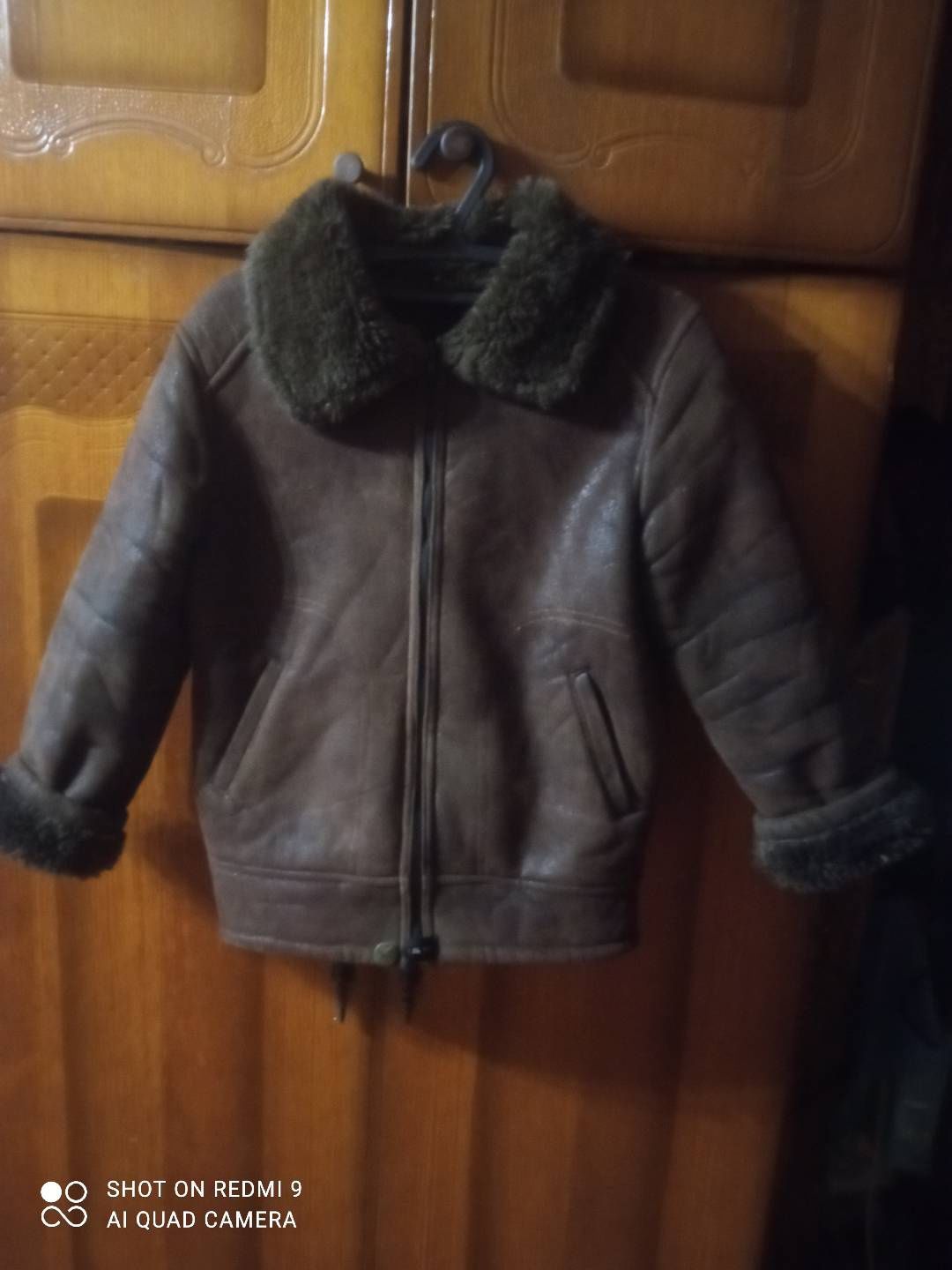 Продам курточки на мальчика 10 лет