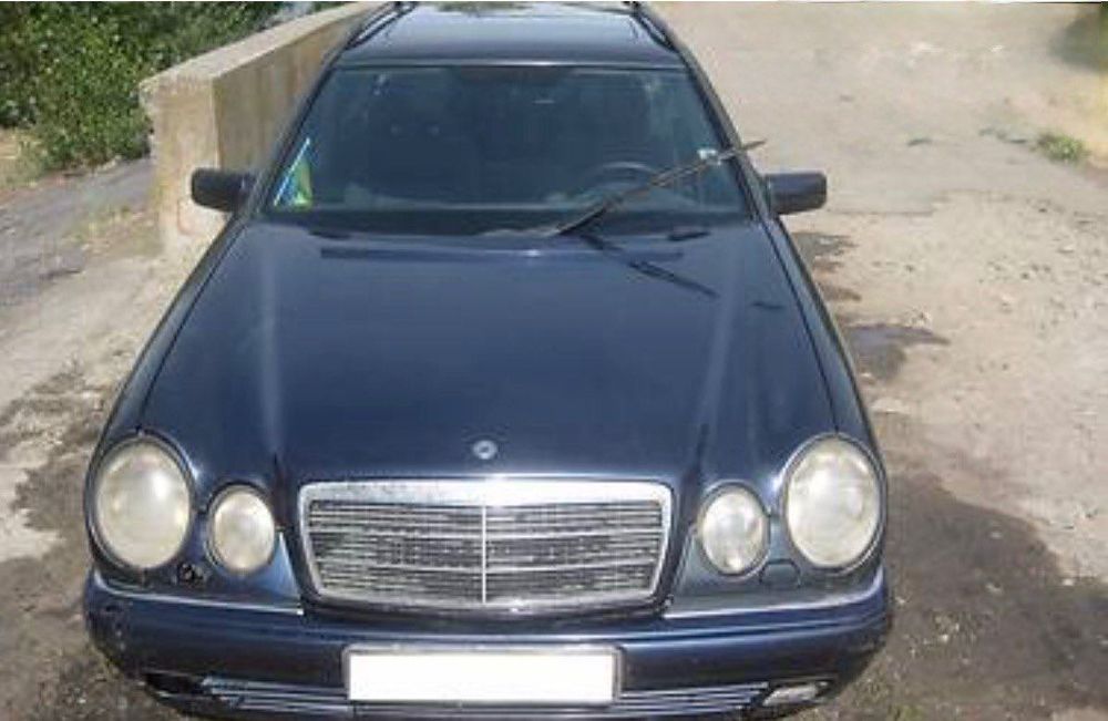 Мерседес e-class 1999 рік Mercedes s210 універсал 2.9л. турбо дизель