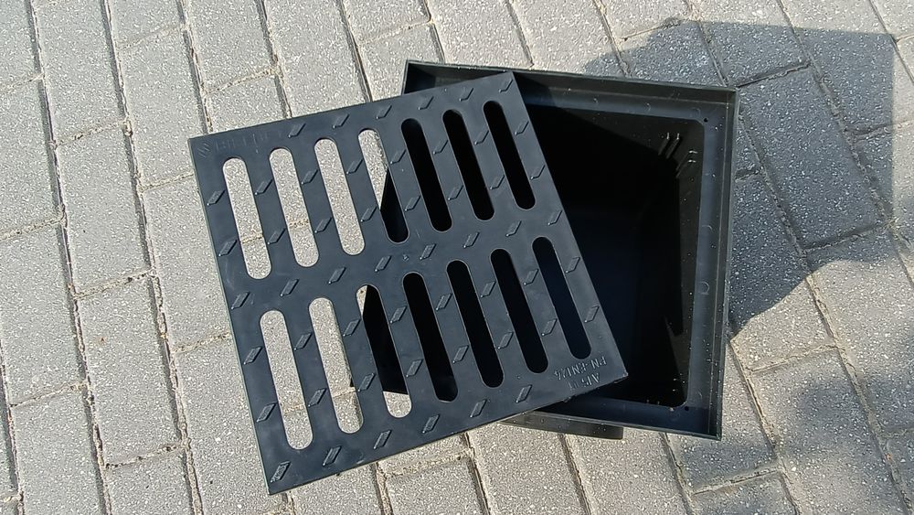 NOWA Studzienka podwórzowa BIELBET odwodnienie punktowe 250x250 A15 B1