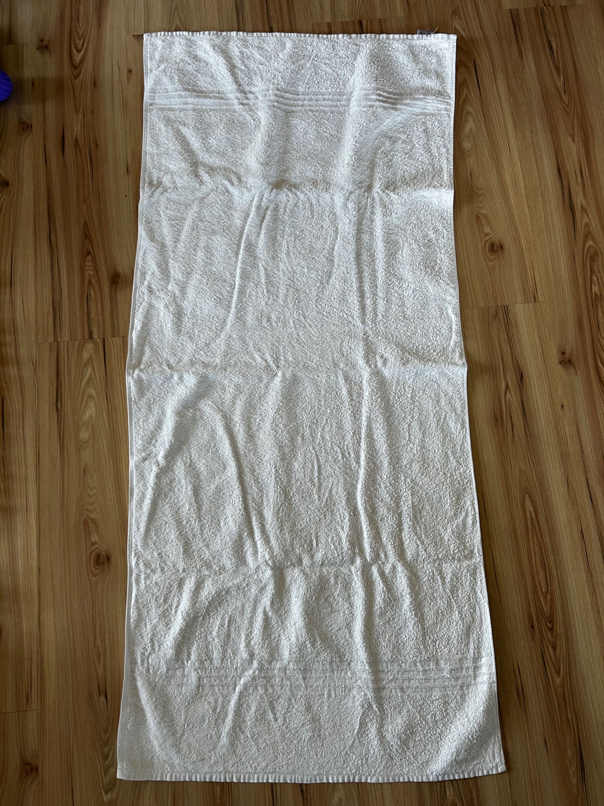 Białe ręczniki hotelowe, 30 szt. 140x70 cm, 6 szt. 120x70 cm