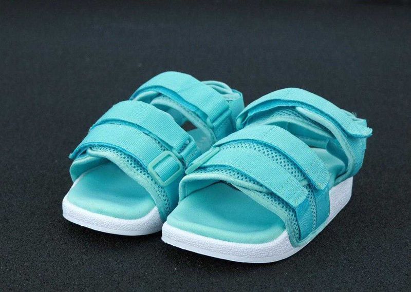 Женские Adidas Sandals женские сандалии адидас (черные, серые, голубые