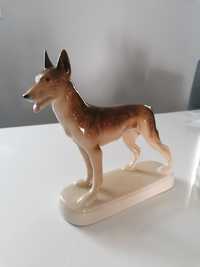 Figurka porcelanowa - pies - Chodzież