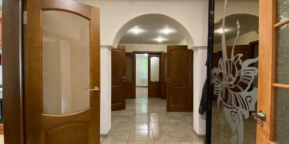 Продаж будинку. 100м2. Центр. Євроремонт. Код №5456