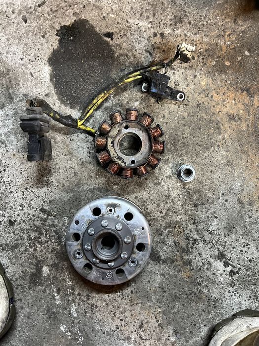 Peugeot looxor 125 stator alternator cewki