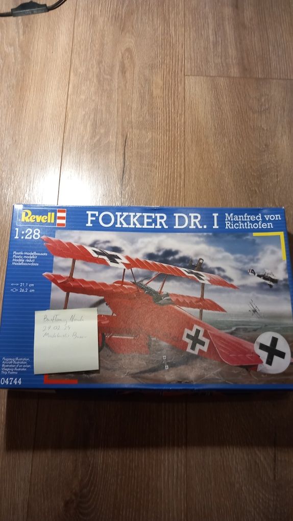 model do sklejania Revell 1:28 Fokker Dr.I