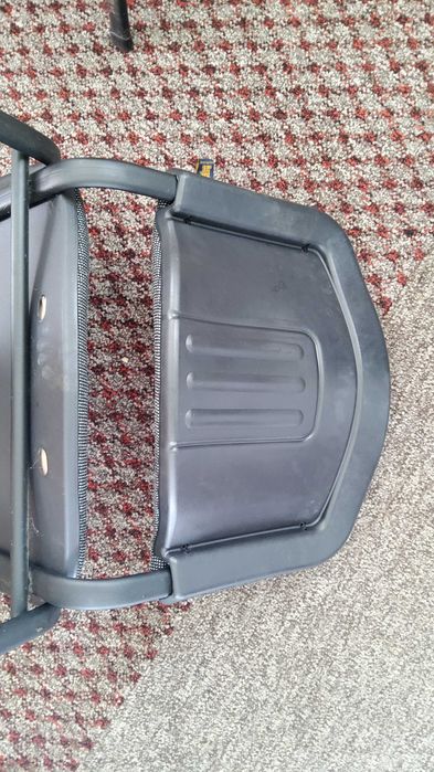 Стул офисный, темно серый