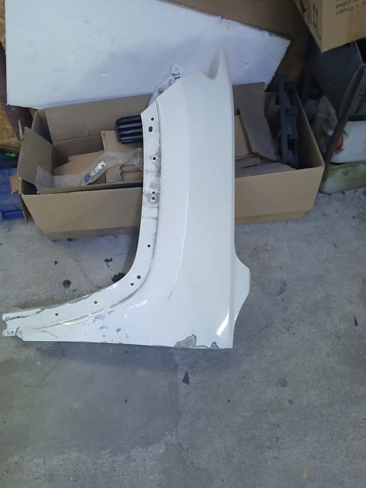 Jeep compass крило