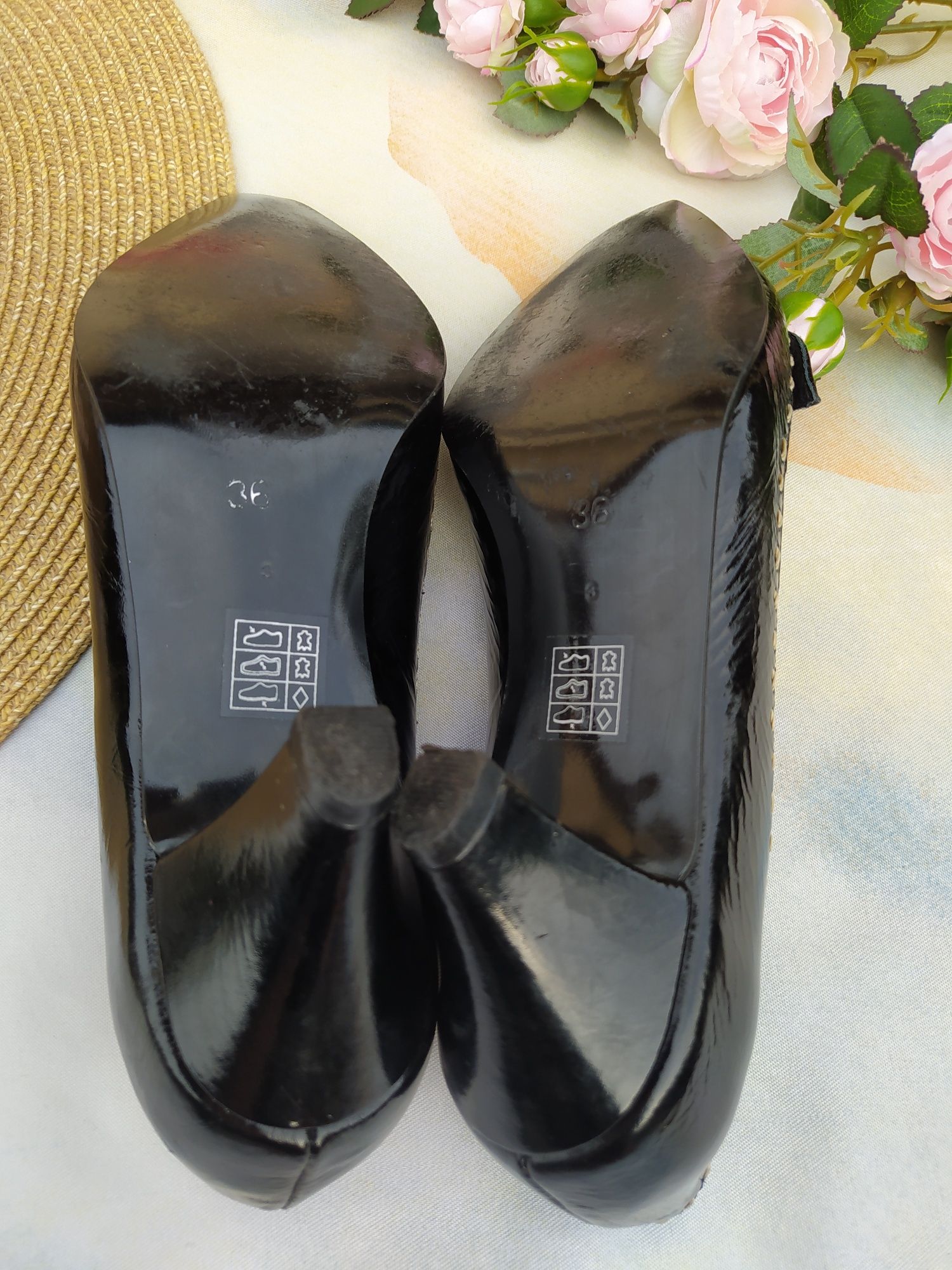 Czółenka damskie r. 36 skóra naturalna Kurt Geiger