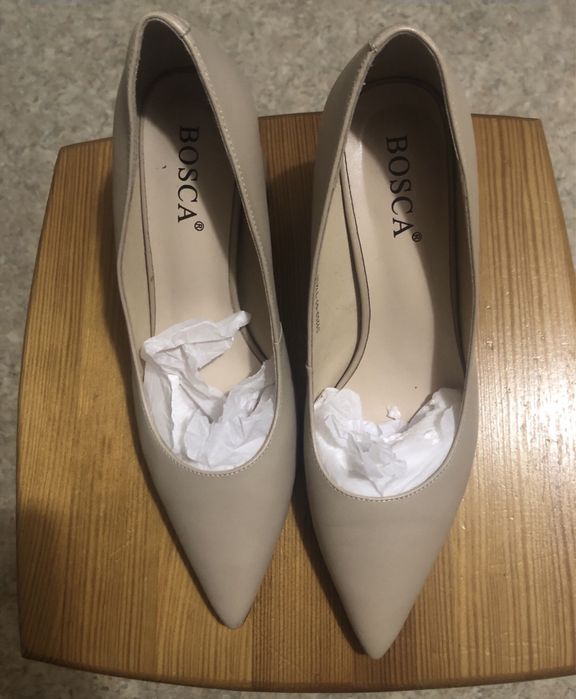 Туфлі з широким каблуком