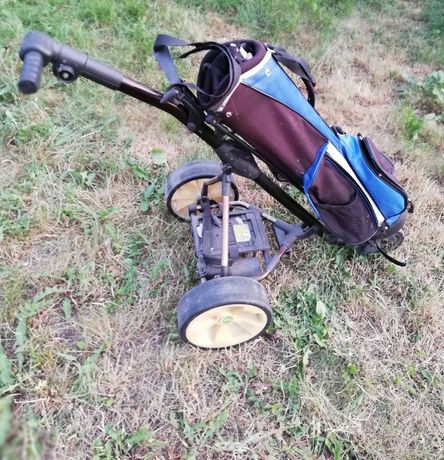 Wózek elektryczny + torba do golfa do kijów golfowych Sprawny