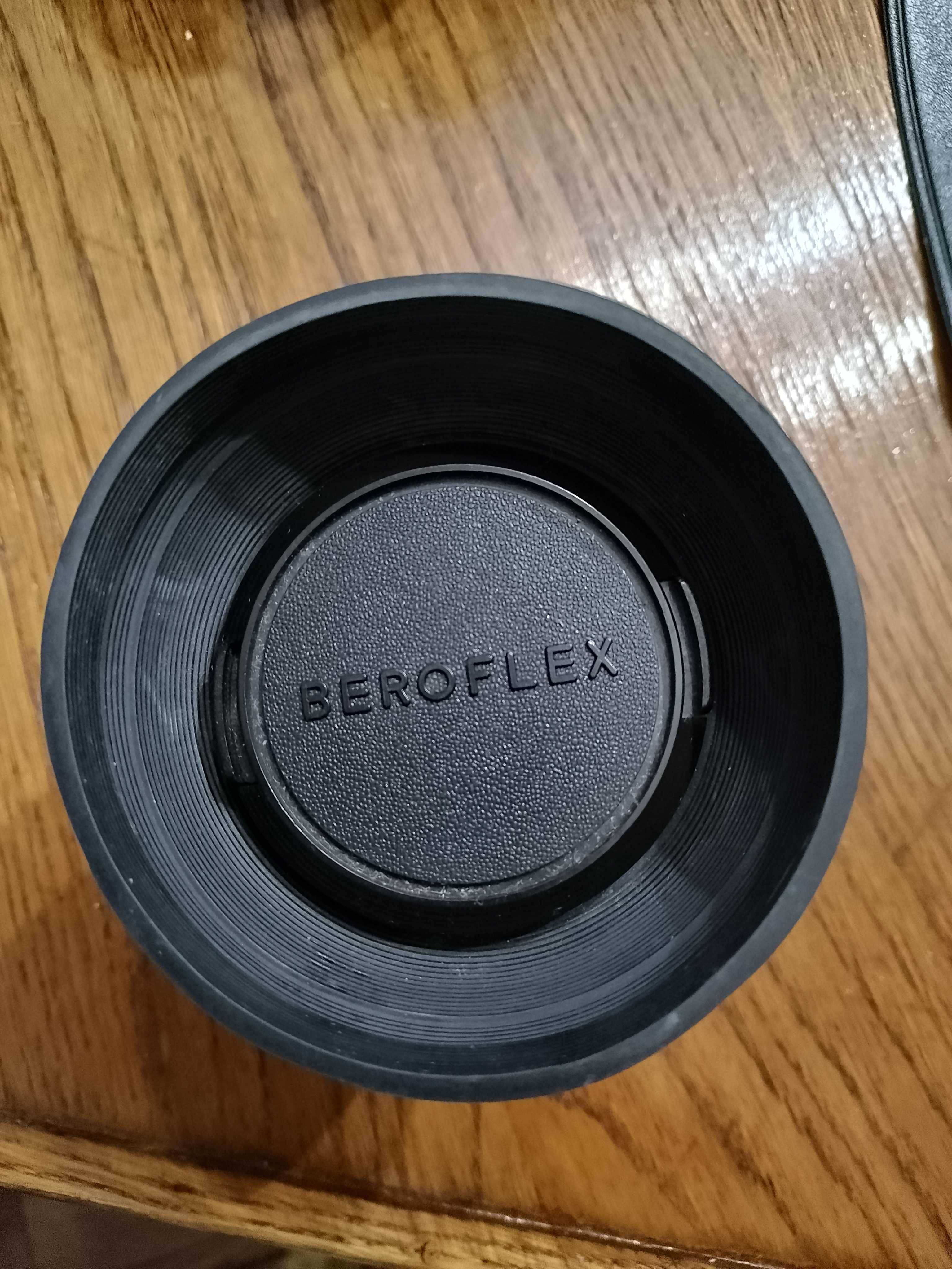 Obiektyw Beroflex MC,auto,zoom Macro 35-70mm,1:3,5-4,5 z osłonką