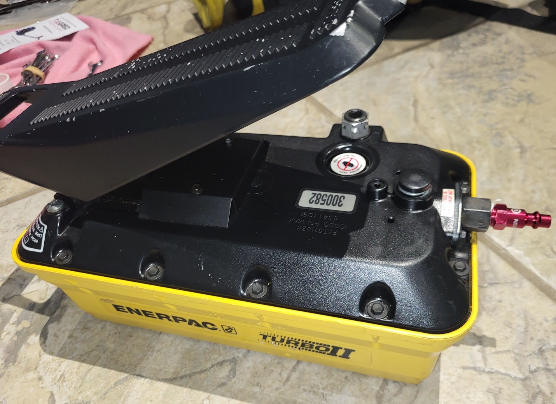 Enerpac PATG-1102N pompa hydrauliczna Turbo II