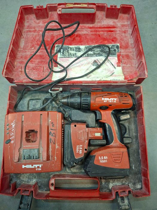 Wiertarko Wkrętarka Hilti SF 121-A, zestaw z ładowarką, z walizką