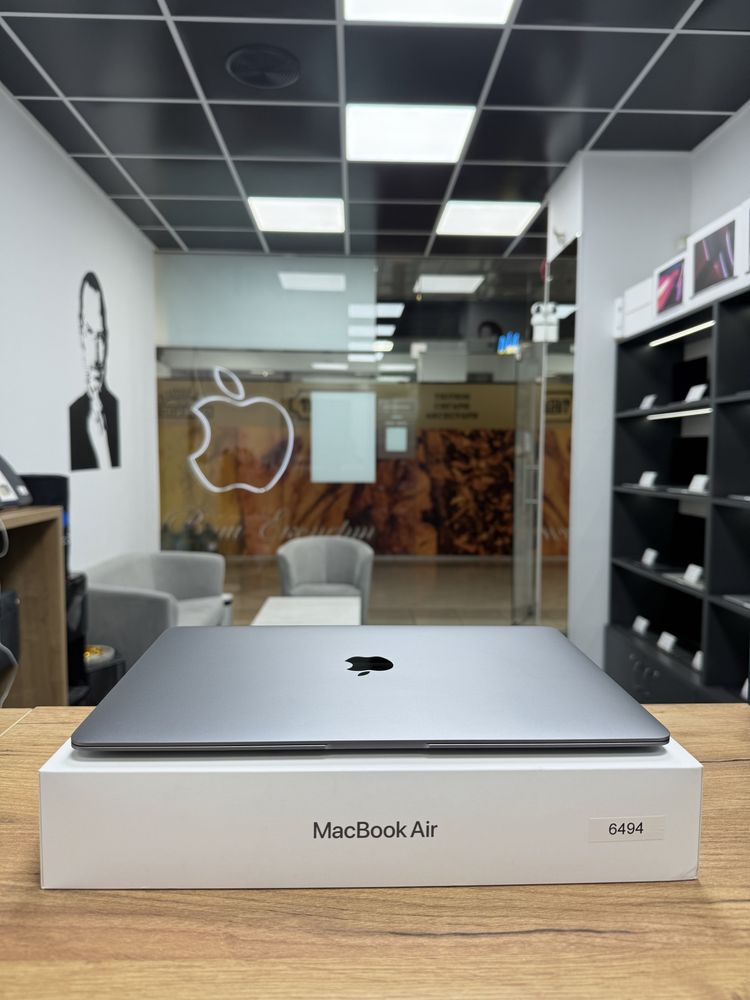 Macbook Air 2020 (M1/8gb / 256 ssd) Офіційна гарнтія